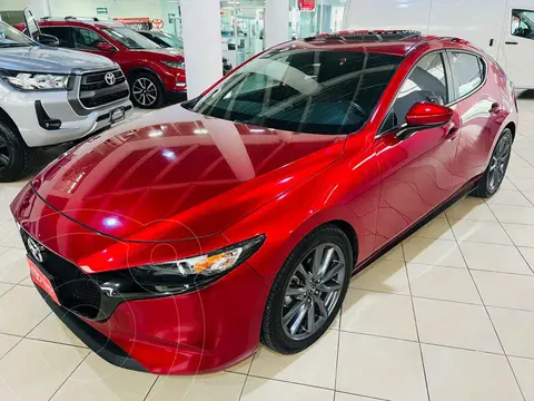 Mazda 3 Hatchback i Sport  Aut usado (2019) color Rojo financiado en mensualidades(enganche $94,250 mensualidades desde $11,676)