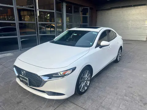 Mazda 3 Hatchback i Sport usado (2023) color Blanco precio $335,000