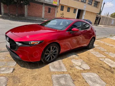 Mazda 3 Hatchback i Sport  Aut usado (2022) color Rojo precio $345,000