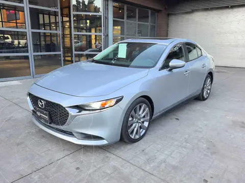 foto Mazda 3 Hatchback i Sport  Aut usado (2021) color Plata precio $309,000