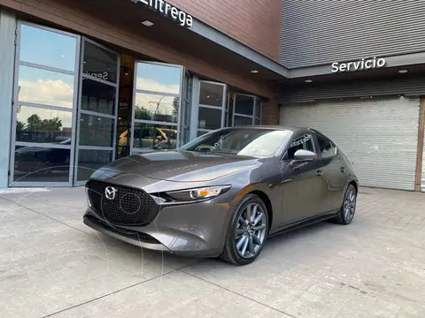 Mazda 3 Hatchback i Sport usado (2023) color Gris precio $379,000