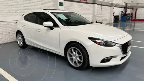 Mazda 3 Hatchback s Grand Touring Aut usado (2017) color Blanco precio $289,000