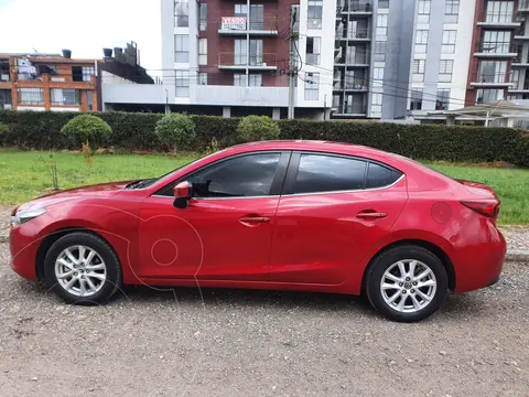 Mazda 3 Sedan 2.0L Prime usado (2017) color Rojo precio $61.000.000