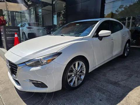 Mazda 3 Sedan s Grand Touring Aut usado (2017) color Blanco Perla precio $207,000