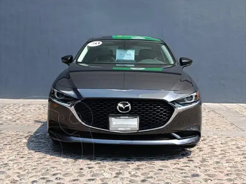foto Mazda 3 Sedán i Sport usado (2020) color Gris precio $344,900