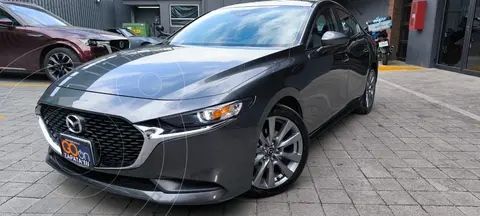 Mazda 3 Sedan i Sport usado (2023) color Gris precio $399,000