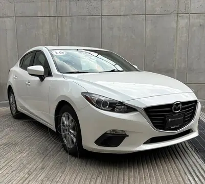 Mazda 3 Sedan i Touring Aut usado (2016) color Blanco precio $260,000