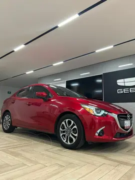 Mazda 3 Sedan i Grand Touring Aut usado (2019) color Rojo Cobrizo precio $224,000