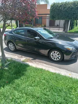 Mazda 3 Sedan i Touring usado (2017) color Negro precio $180,000