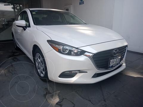 Mazda 3 Sedan s usado (2018) color Blanco Perla precio $283,000