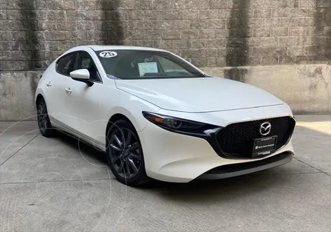 Mazda 3 Sedan Signature usado (2024) color Blanco precio $520,000