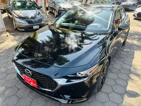 Mazda 3 Sedan Carbon Edition usado (2023) color Negro financiado en mensualidades(enganche $106,694 mensualidades desde $9,477)