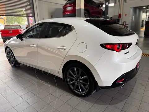 Mazda 3 Sedan i Sport usado (2022) color Blanco precio $345,000