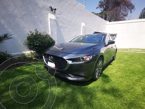 foto Mazda 3 Sedán I Sport Aut usado (2019) color Gris Titanio precio $345,000
