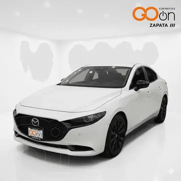 Mazda 3 Sedan SIGNATURE TURBO usado (2025) color MA_M_ BLANCO APERLADO precio $450,000