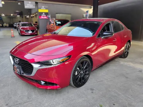 Mazda 3 Sedan Signature usado (2022) color Rojo financiado en mensualidades(enganche $102,188 mensualidades desde $7,814)