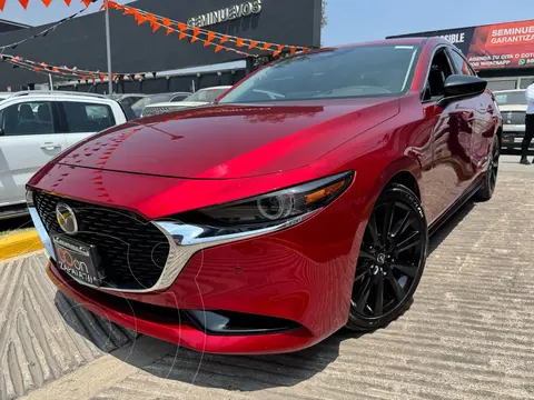 Mazda 3 Sedan Signature usado (2024) color Rojo financiado en mensualidades(enganche $129,165 mensualidades desde $9,877)