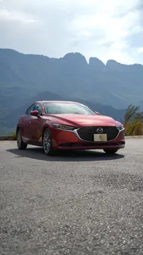 Mazda 3 Sedan i Grand Touring Aut usado (2020) color Rojo precio $280,000