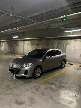 Mazda 3 Sedan I Sport Aut usado (2013) color Plata Sonic precio $190,000