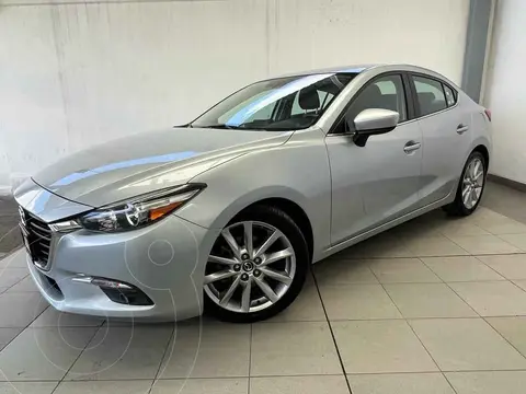 Mazda 3 Sedan i Aut usado (2018) color Plata financiado en mensualidades(enganche $77,500 mensualidades desde $5,667)