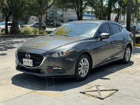 Mazda 3 Sedan i Touring usado (2018) color Gris precio $280,000