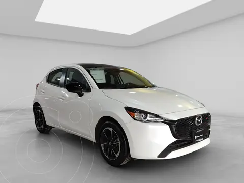 Mazda 3 Sedan Signature usado (2025) color Blanco precio $375,000