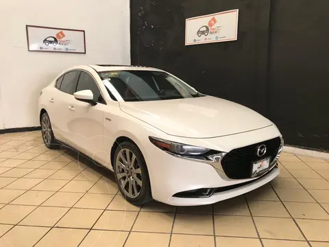 Mazda 3 Sedan 100 Aniversario Aut usado (2021) color Blanco Perla financiado en mensualidades(enganche $154,636 mensualidades desde $10,417)