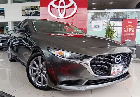 Mazda 3 Sedan i Sport usado (2024) color Gris financiado en mensualidades(enganche $156,750 mensualidades desde $6,734)