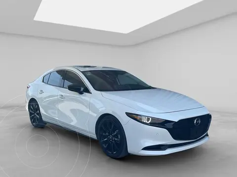 Mazda 3 Sedan Signature usado (2025) color Blanco precio $429,900