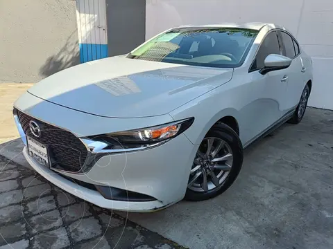 Mazda 3 Sedan Signature usado (2024) color Blanco precio $329,900