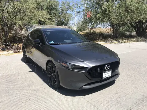 foto Mazda 3 Sedán i Aut usado (2022) color Gris Titanio precio $459,900