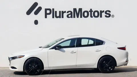Mazda 3 Sedan Signature usado (2024) color Blanco precio $439,000