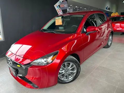 Mazda 3 Sedan i Sport usado (2024) color Rojo financiado en mensualidades(enganche $87,200 mensualidades desde $6,668)