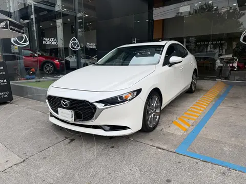 Mazda 3 Sedan i Sport usado (2023) color Blanco Perla precio $313,000
