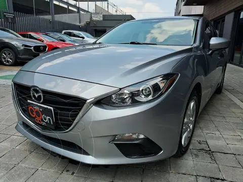 Mazda 3 Sedan i Touring usado (2016) color plateado precio $235,000