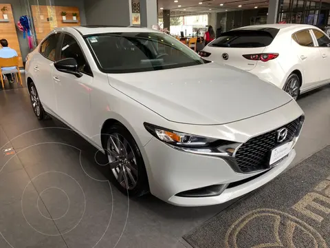 Mazda 3 Sedan i Sport usado (2024) color Blanco Perla precio $405,000