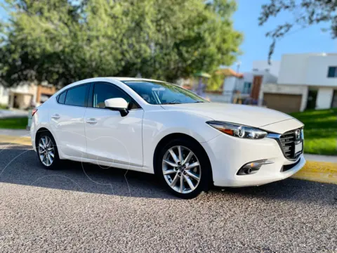 Mazda 3 Sedan i Touring usado (2018) color Blanco Perla precio $265,000