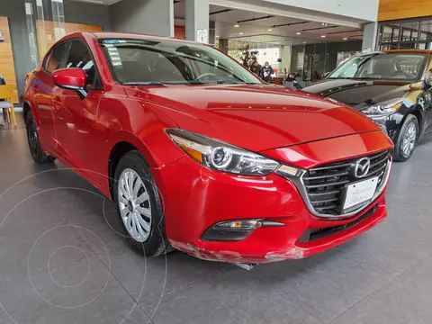 Mazda 3 Sedan i usado (2018) color Rojo financiado en mensualidades(enganche $64,750 mensualidades desde $6,914)