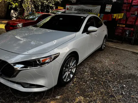 Mazda 3 Sedan i Sport usado (2025) color Gris precio $380,000