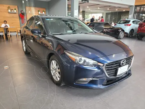 Mazda 3 Sedan i Touring Aut usado (2018) color Azul financiado en mensualidades(enganche $68,750 mensualidades desde $7,516)