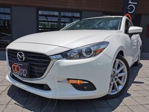 Mazda 3 Sedan i Touring Aut usado (2018) color Blanco financiado en mensualidades(enganche $73,750 mensualidades desde $4,278)