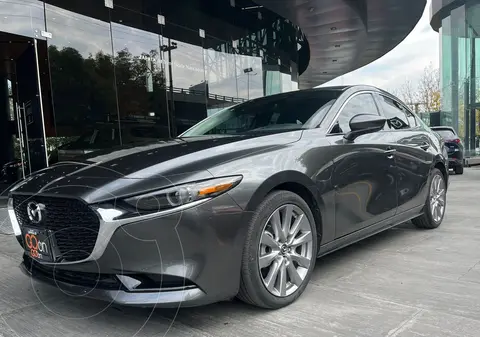 Mazda 3 Sedan i Grand Touring Aut usado (2023) color Gris financiado en mensualidades(enganche $107,638 mensualidades desde $8,231)