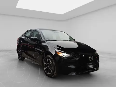 Mazda 3 Sedan Signature usado (2025) color Negro precio $375,000