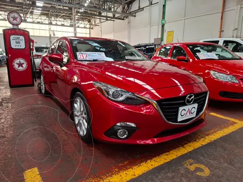 Mazda 3 Sedan s Grand Touring Aut usado (2016) color Rojo financiado en mensualidades(enganche $65,000 mensualidades desde $56,000)