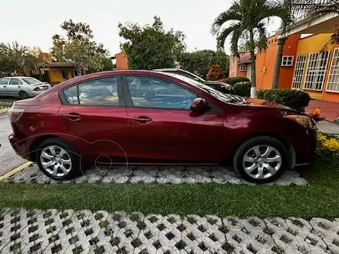 Mazda 3 Sedan i Aut usado (2011) color Rojo precio $115,000