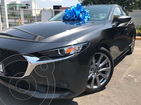 Mazda 3 Sedan I Sport Aut usado (2020) color Gris Titanio precio $365,000