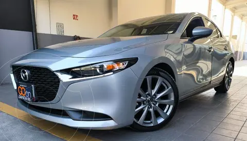 Mazda 3 Sedan i Sport usado (2019) color plateado financiado en mensualidades(enganche $88,562 mensualidades desde $6,772)