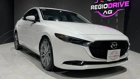 Mazda 3 Sedan i Grand Touring Aut usado (2021) color Blanco Perla financiado en mensualidades(enganche $69,980 mensualidades desde $8,097)