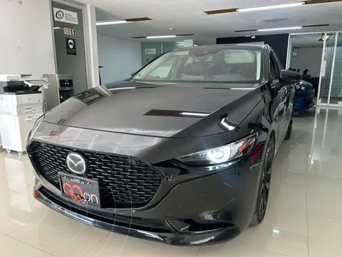 Mazda 3 Sedan Carbon Edition usado (2023) color Negro financiado en mensualidades(enganche $121,262 mensualidades desde $9,273)