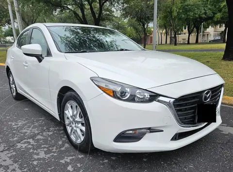 Mazda 3 Sedan i Touring Aut usado (2017) color Blanco precio $238,000